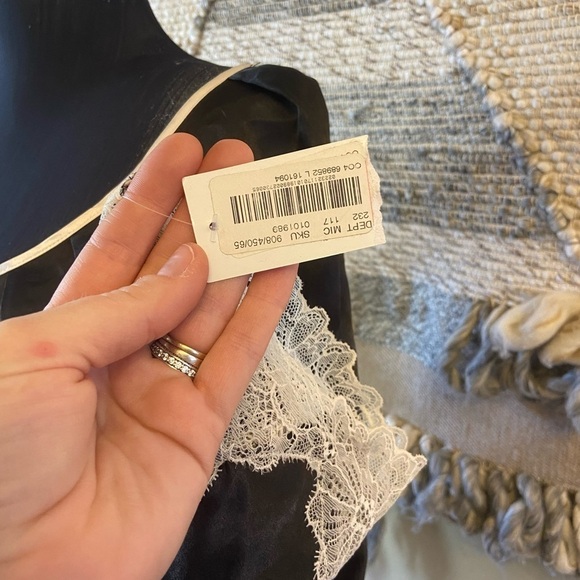 Oscar de la Renta Pink Label Black Lace Lingerie Top - Picture 13 of 16